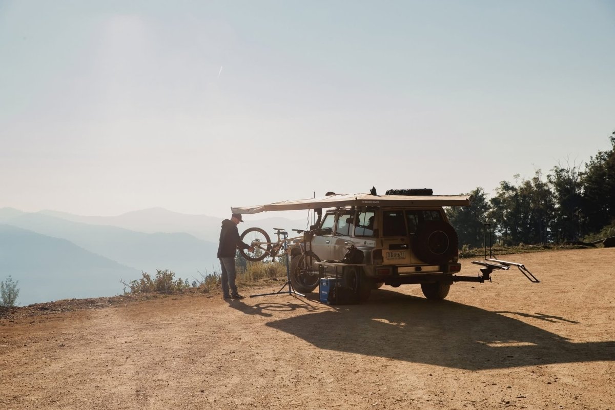 Auvent 270° Batwing Autoportant Latéral | Droite - RHINO-RACK - BYD Shark 2024+