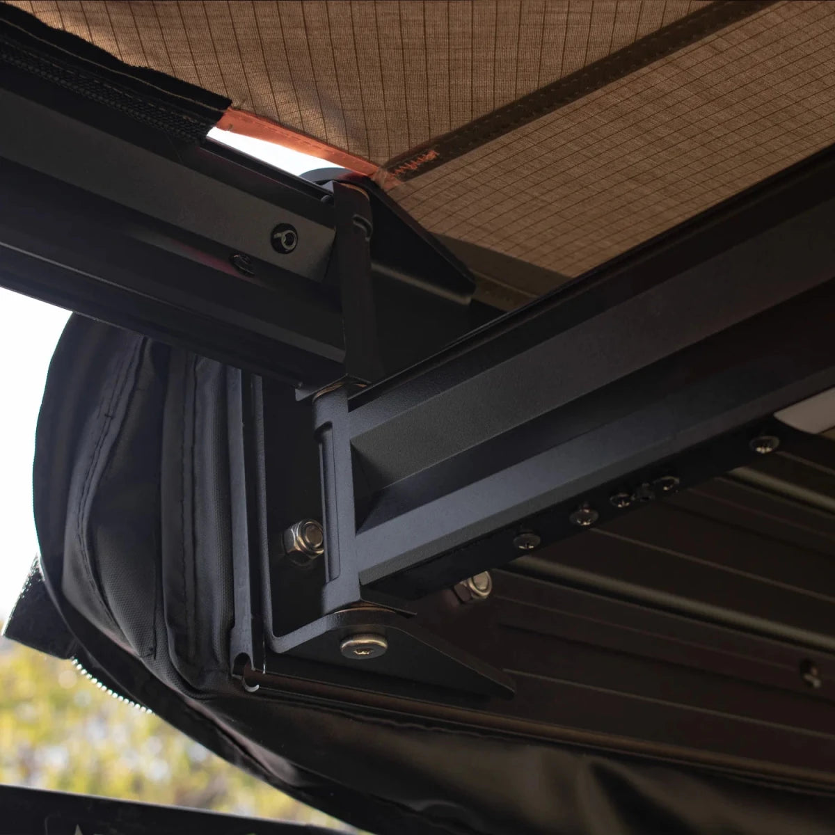 Auvent 270° XL Autoportant LED avec Accès Tente de Toit - DARCHE - Gauche - BYD Shark 2024+