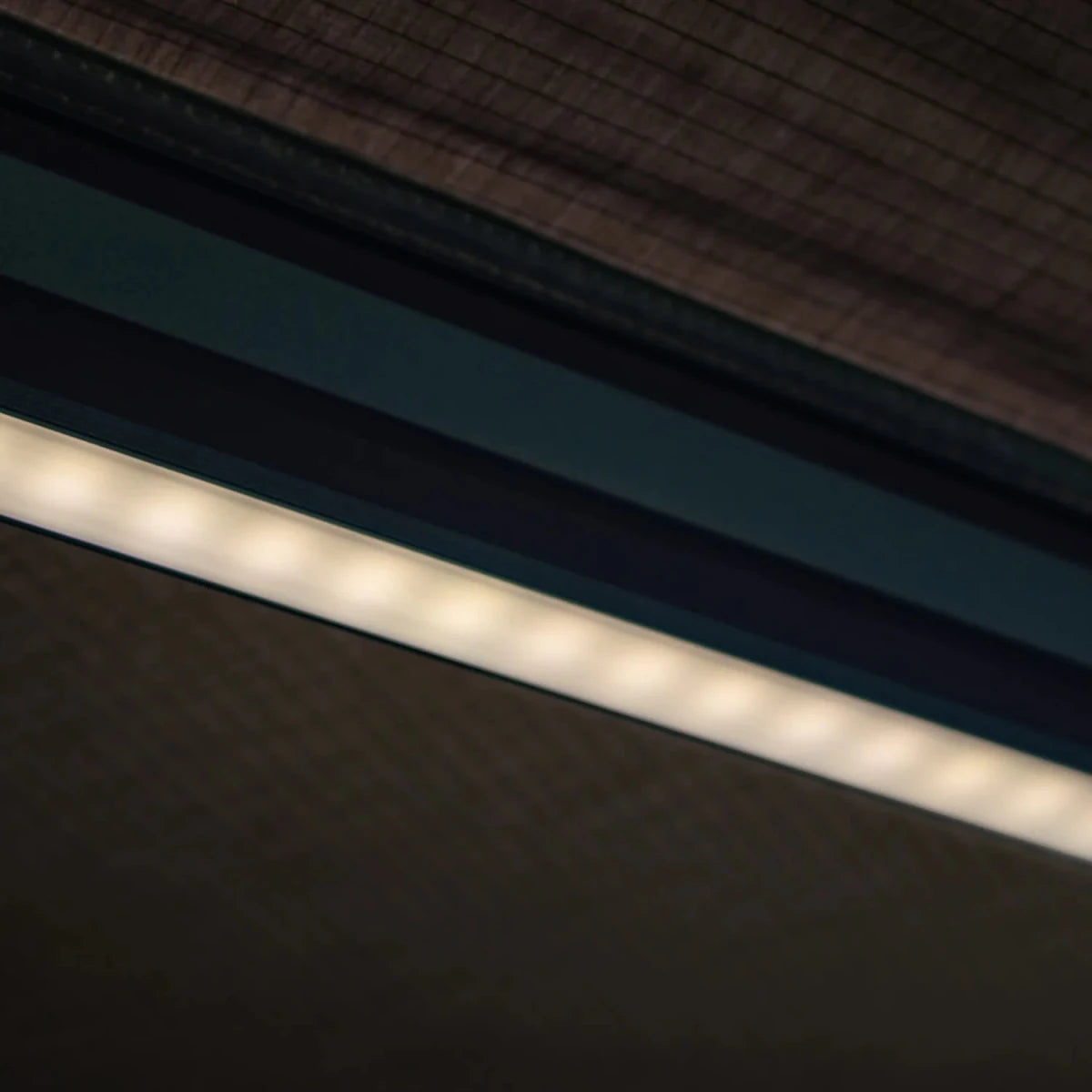 Auvent 270° XL Autoportant LED Côté Gauche Eclipse - DARCHE - BYD Shark 2024+