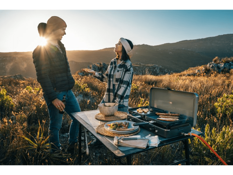 Réchaud portable à gaz 2 brûleurs avec Plancha Cadac 2 Cook 3 Pro - BYD Shark 2024+