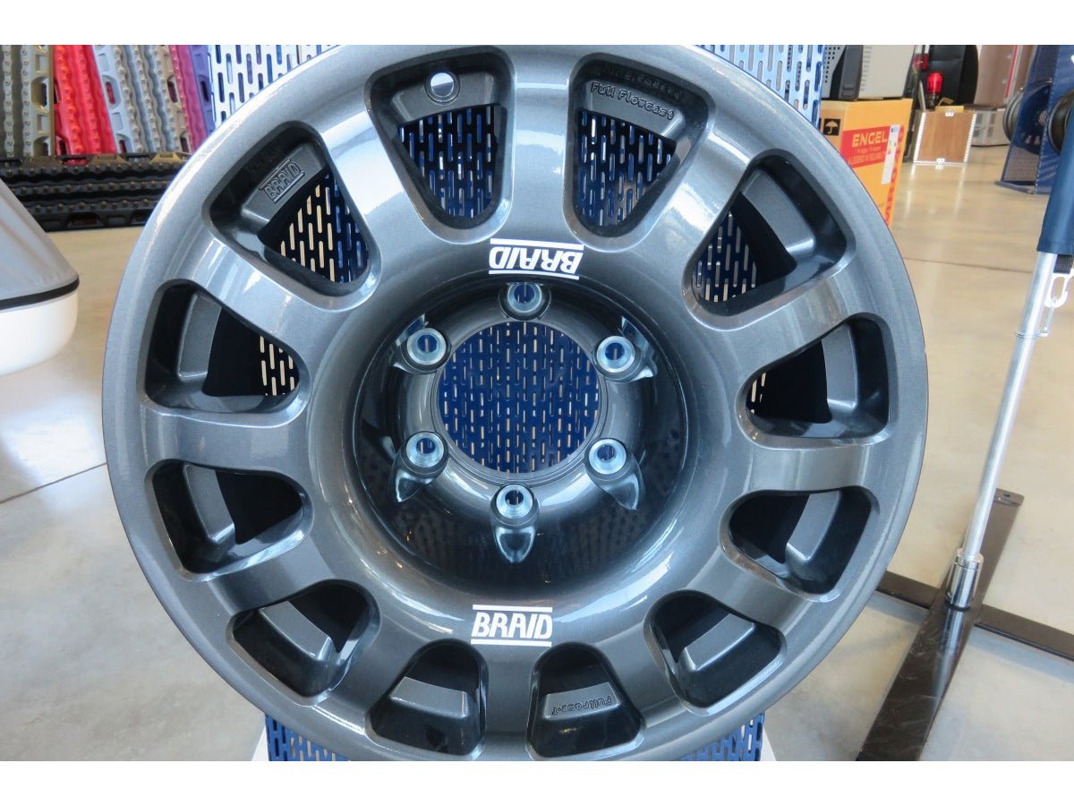 Jante Alu BRAID Fullrace Grise 7x16 - Mercedes Sprinter 2006-2018