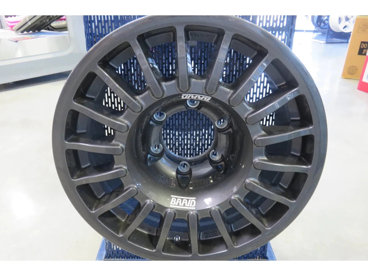 Jante Alu BRAID Winrace Anthracite 7x16 6x139.7 ET-25 - Ford Ranger 2012-2022