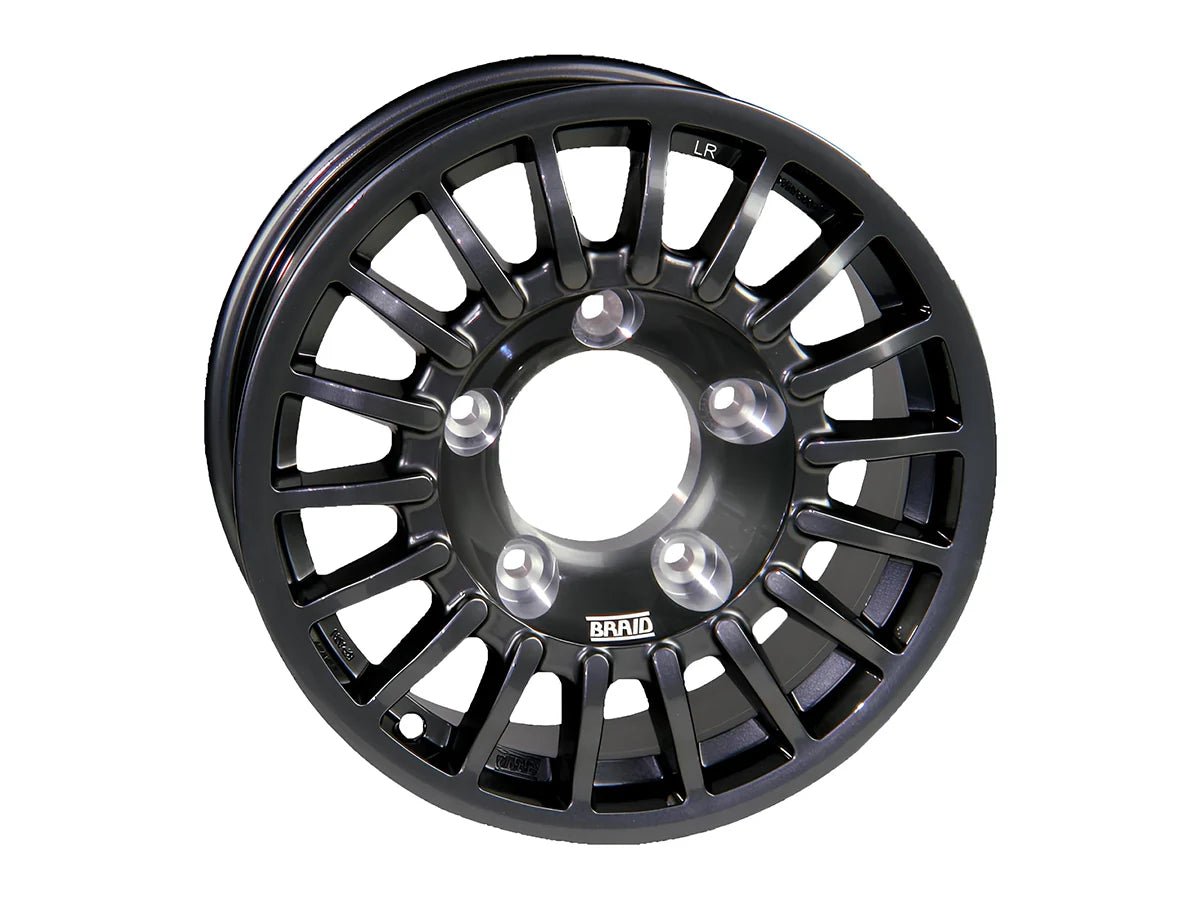Jante Alu BRAID Winrace Noire 8x18 6x139.7 ET0 - Toyota FJ Cruiser 2010+